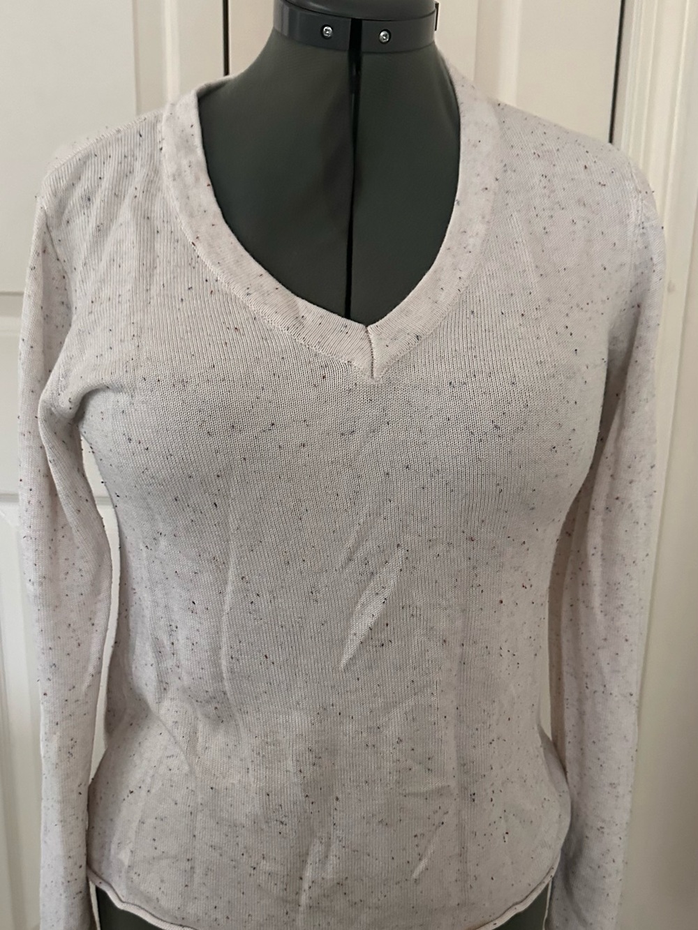 Light Pink Speckled V-Neck Long Sleeve Sweater